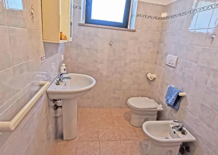 Bed and breakfast La Striscia Larga 3*