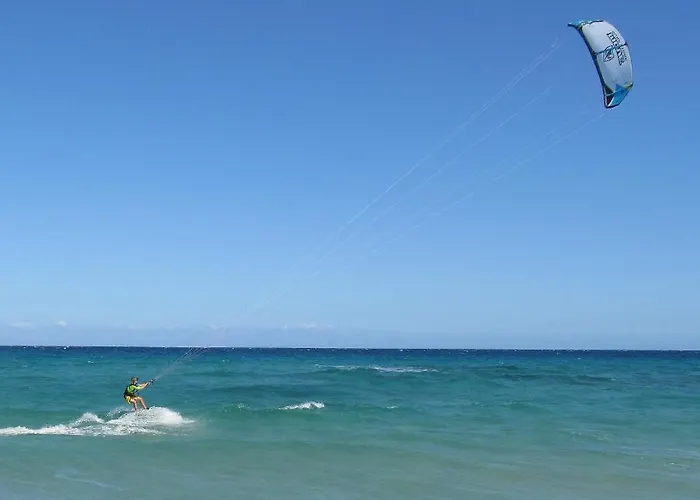 La Striscia Larga 3*