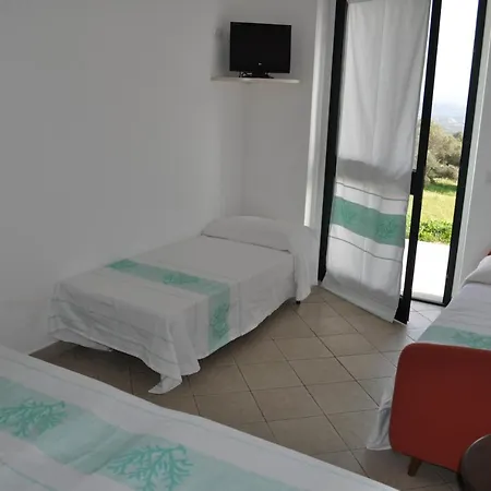 La Striscia Larga 3*