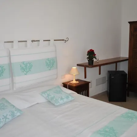 La Striscia Larga Bed & Breakfast