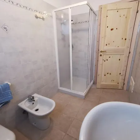 La Striscia Larga Bed & Breakfast 3*