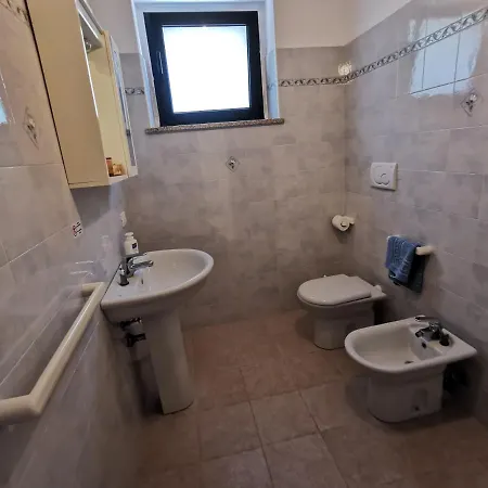 La Striscia Larga 3*