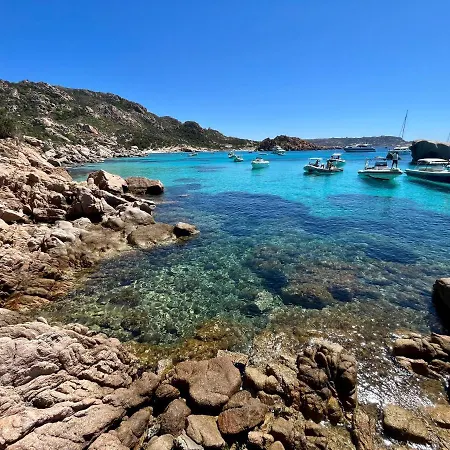 Frühstückspension La Striscia Larga 3*