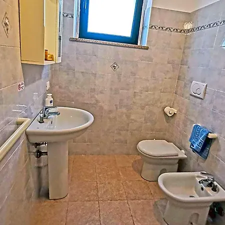 La Striscia Larga 3*