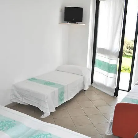 La Striscia Larga Bed and breakfast 3*
